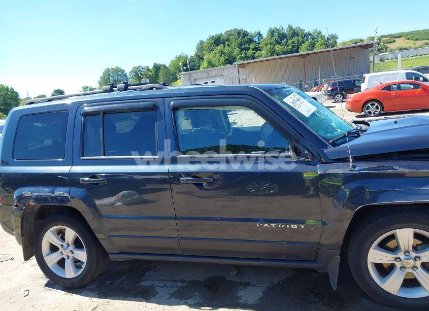 Photo 13 of 2014 Jeep Patriot LATITUDE (VIN 1C4NJRFB4ED660820)