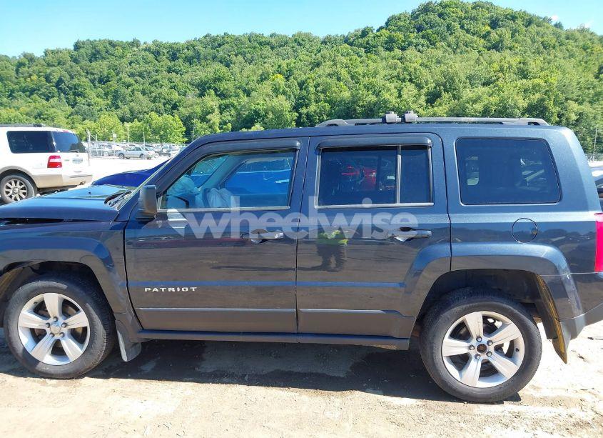 Photo 14 of 2014 Jeep Patriot LATITUDE (VIN 1C4NJRFB4ED660820)