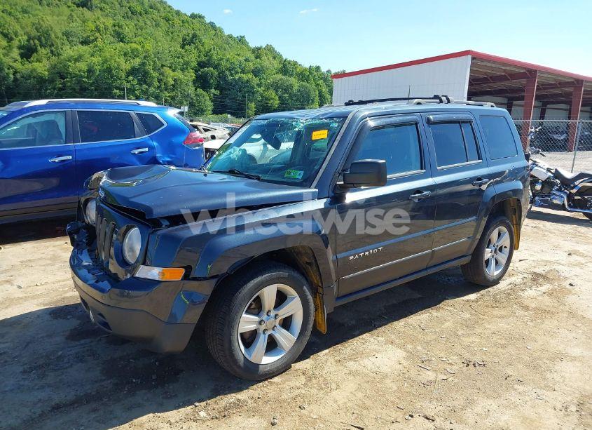 Photo 2 of 2014 Jeep Patriot LATITUDE (VIN 1C4NJRFB4ED660820)
