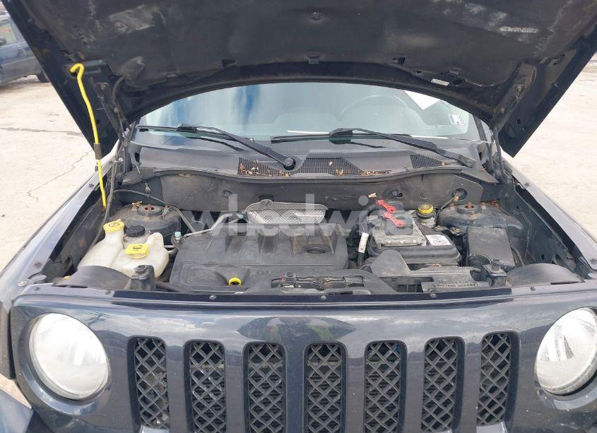 Photo 10 of 2014 Jeep Patriot LATITUDE (VIN 1C4NJRFB4ED761310)
