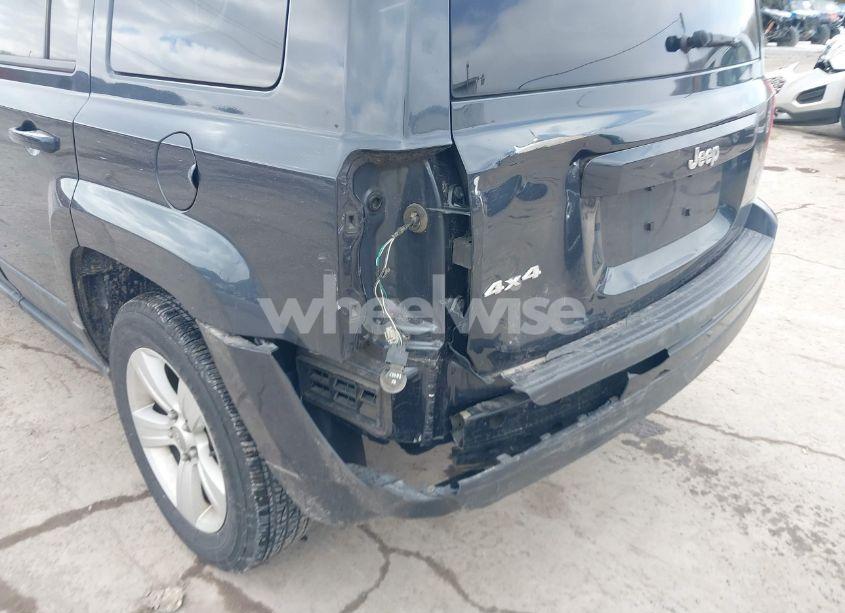 Photo 6 of 2014 Jeep Patriot LATITUDE (VIN 1C4NJRFB4ED761310)