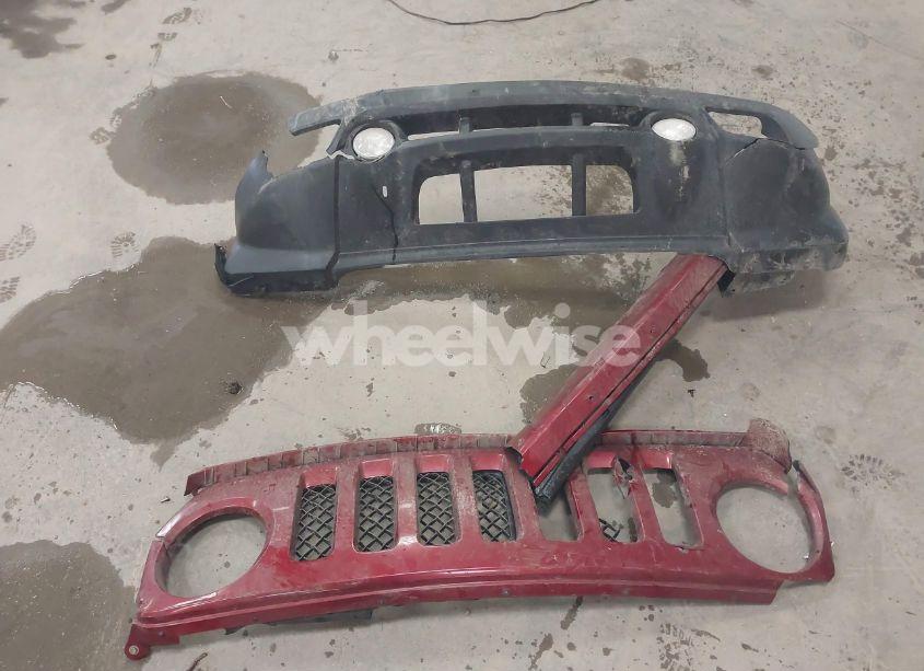 Photo 12 of 2014 Jeep Patriot LATITUDE (VIN 1C4NJRFB4ED884900)