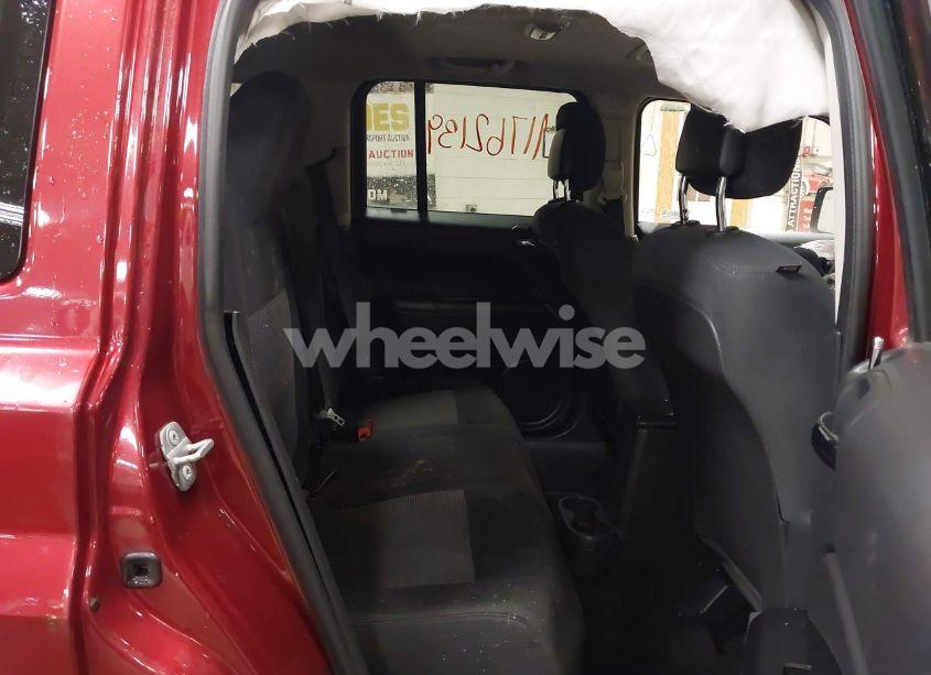 Photo 8 of 2014 Jeep Patriot LATITUDE (VIN 1C4NJRFB4ED884900)