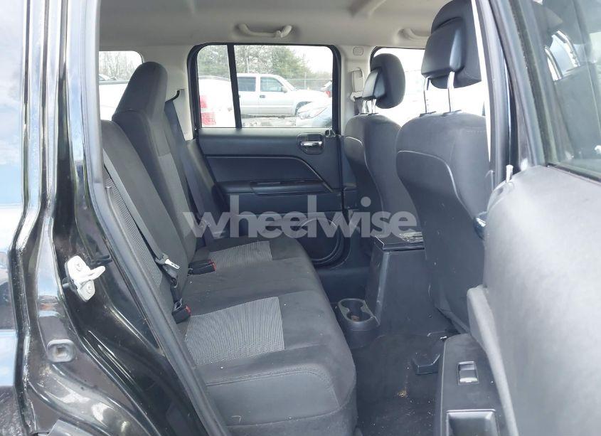 Photo 8 of 2015 Jeep Patriot LATITUDE (VIN 1C4NJRFB4FD202826)