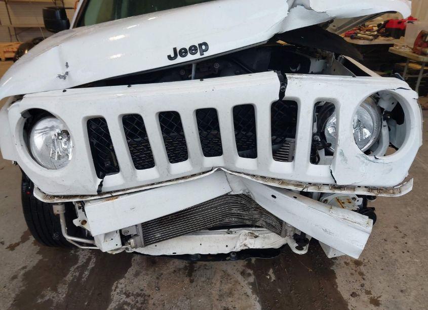 Photo 6 of 2015 Jeep Patriot HIGH ALTITUDE EDITION (VIN 1C4NJRFB4FD382809)