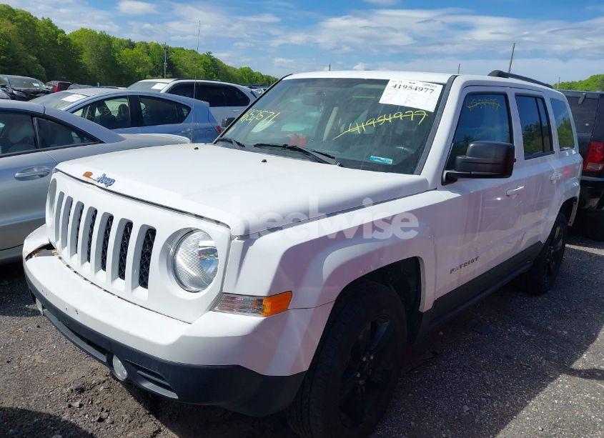 Photo 2 of 2015 Jeep Patriot HIGH ALTITUDE EDITION (VIN 1C4NJRFB4FD394829)