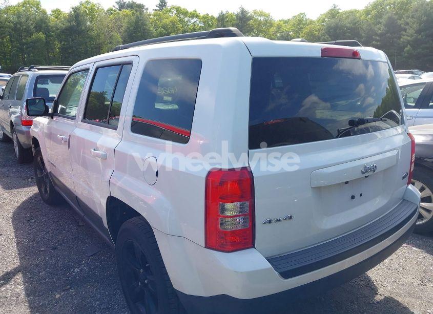 Photo 3 of 2015 Jeep Patriot HIGH ALTITUDE EDITION (VIN 1C4NJRFB4FD394829)