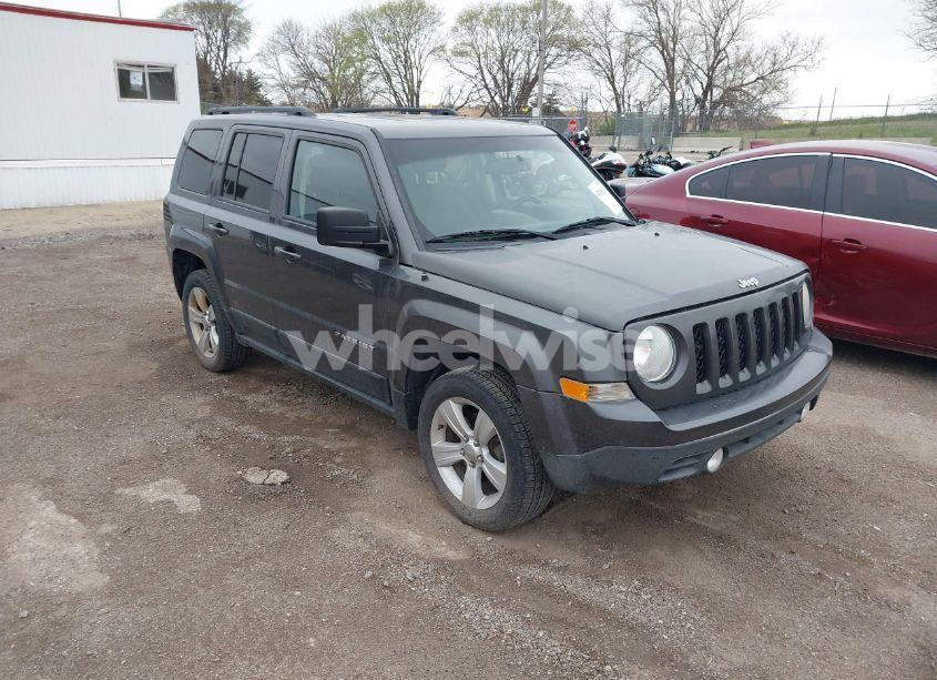 2016 Jeep Patriot LATITUDE (VIN 1C4NJRFB4GD617114) main photo