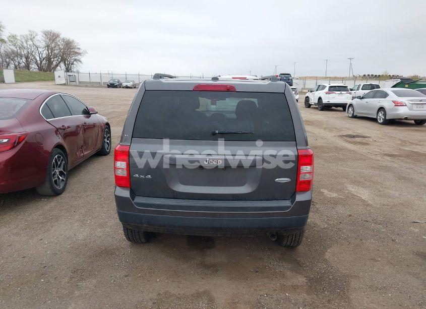 Photo 17 of 2016 Jeep Patriot LATITUDE (VIN 1C4NJRFB4GD617114)