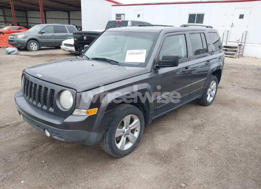 Photo 2 of 2016 Jeep Patriot LATITUDE (VIN 1C4NJRFB4GD617114)