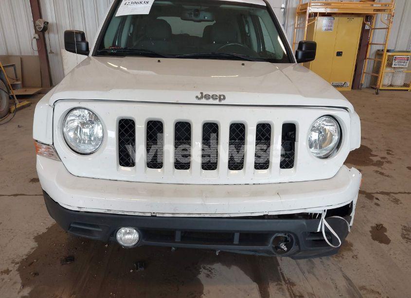 Photo 6 of 2016 Jeep Patriot LATITUDE (VIN 1C4NJRFB4GD658942)