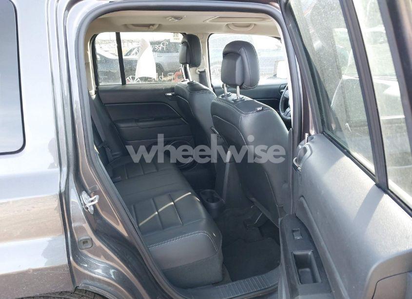 Photo 8 of 2017 Jeep Patriot HIGH ALTITUDE 4X4 (VIN 1C4NJRFB4HD154960)