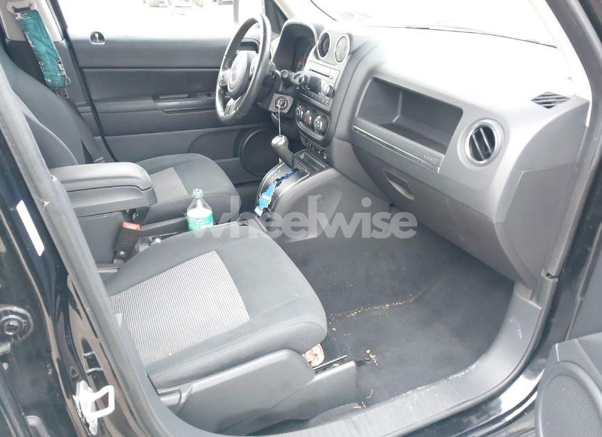 Photo 5 of 2012 Jeep Patriot LATITUDE (VIN 1C4NJRFB5CD540358)