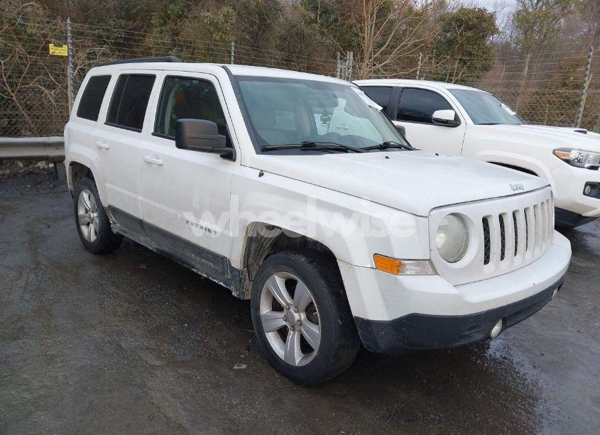 2012 Jeep Patriot LATITUDE (VIN 1C4NJRFB5CD556401) main photo