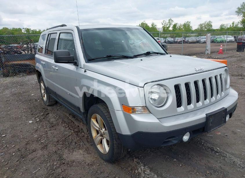 2013 Jeep Patriot LATITUDE (VIN 1C4NJRFB5DD129110) main photo