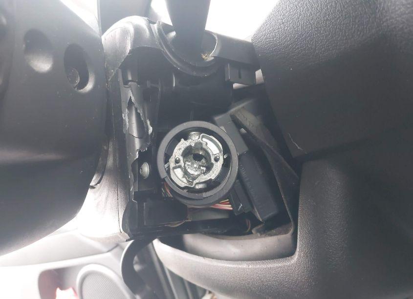 Photo 6 of 2013 Jeep Patriot LATITUDE (VIN 1C4NJRFB5DD145954)