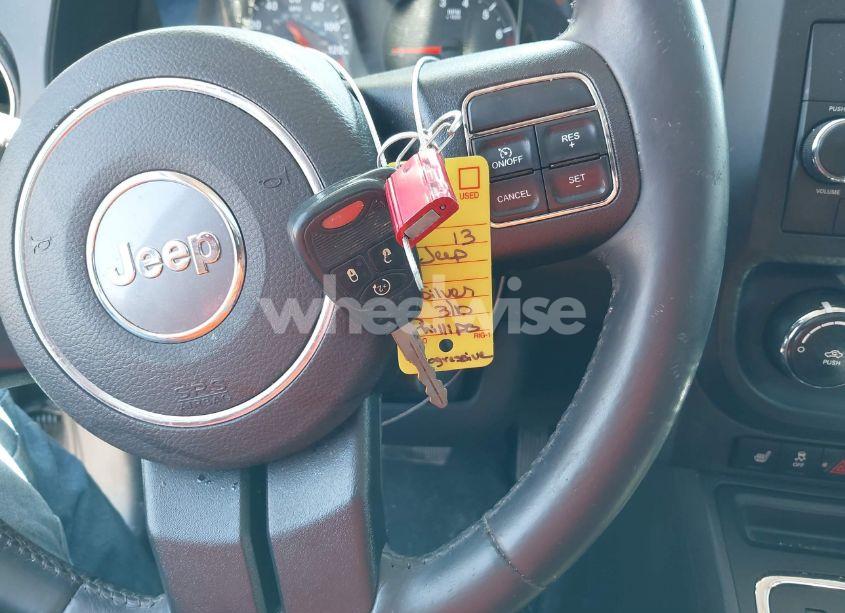 Photo 11 of 2013 Jeep Patriot LATITUDE (VIN 1C4NJRFB5DD192482)
