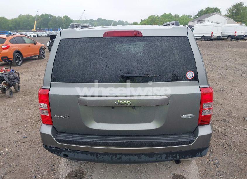 Photo 15 of 2013 Jeep Patriot LATITUDE (VIN 1C4NJRFB5DD274485)