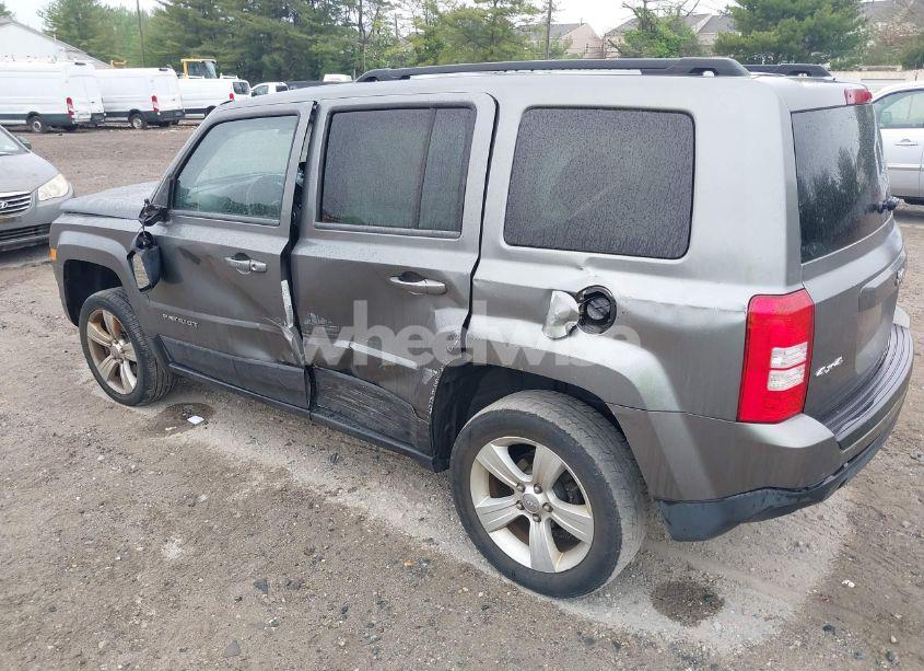 Photo 3 of 2013 Jeep Patriot LATITUDE (VIN 1C4NJRFB5DD274485)