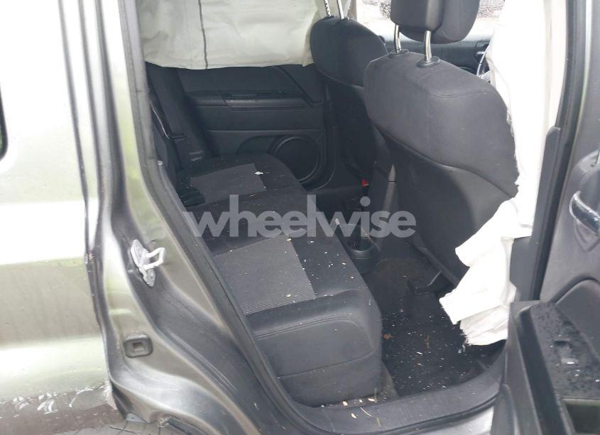 Photo 8 of 2013 Jeep Patriot LATITUDE (VIN 1C4NJRFB5DD274485)