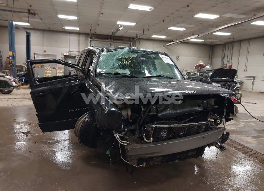 Photo 6 of 2014 Jeep Patriot LATITUDE (VIN 1C4NJRFB5ED765785)