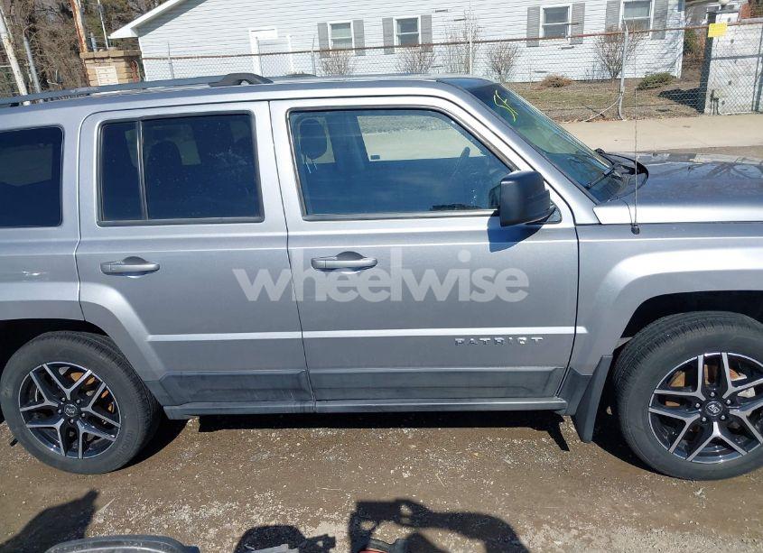 Photo 13 of 2014 Jeep Patriot LATITUDE (VIN 1C4NJRFB5ED810935)