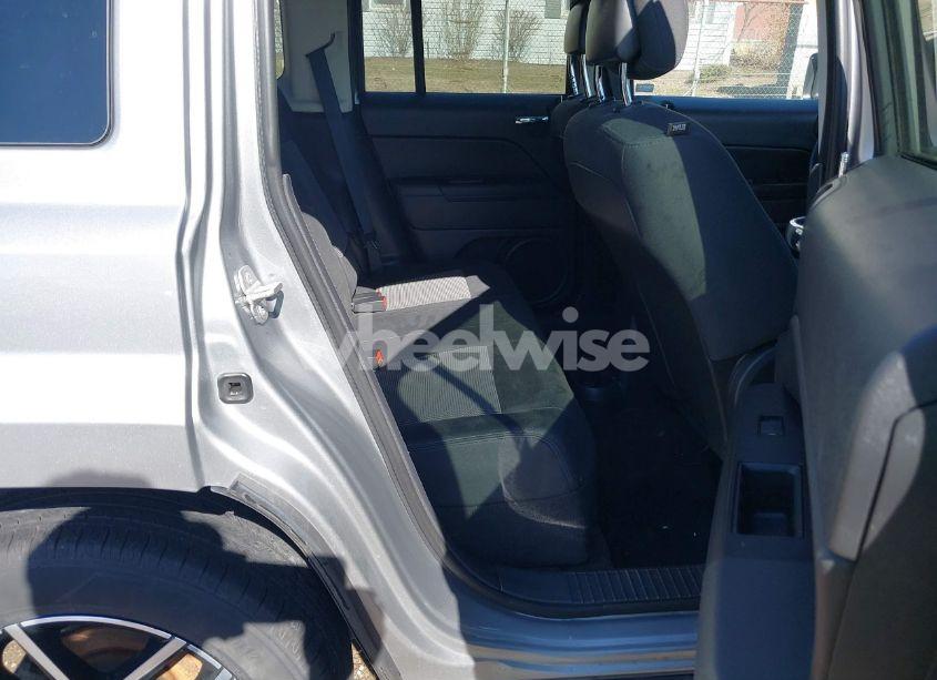 Photo 8 of 2014 Jeep Patriot LATITUDE (VIN 1C4NJRFB5ED810935)