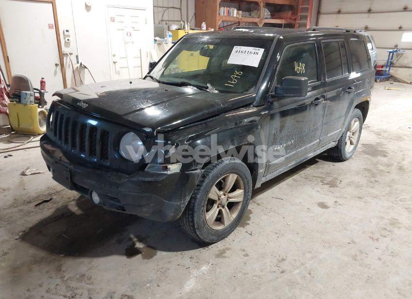 Photo 2 of 2014 Jeep Patriot LATITUDE (VIN 1C4NJRFB5ED816699)