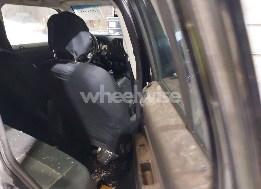 Photo 8 of 2014 Jeep Patriot LATITUDE (VIN 1C4NJRFB5ED816699)