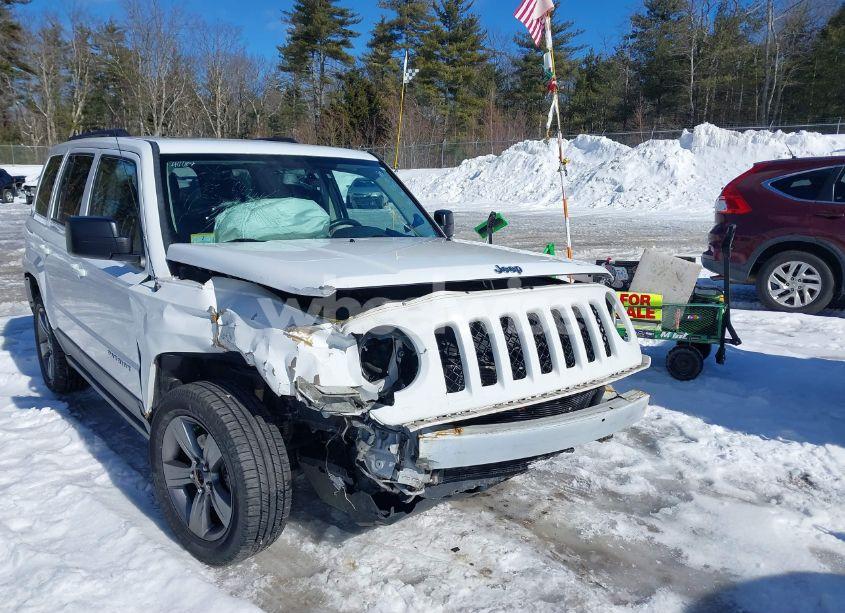 Photo 12 of 2015 Jeep Patriot HIGH ALTITUDE EDITION (VIN 1C4NJRFB5FD417289)