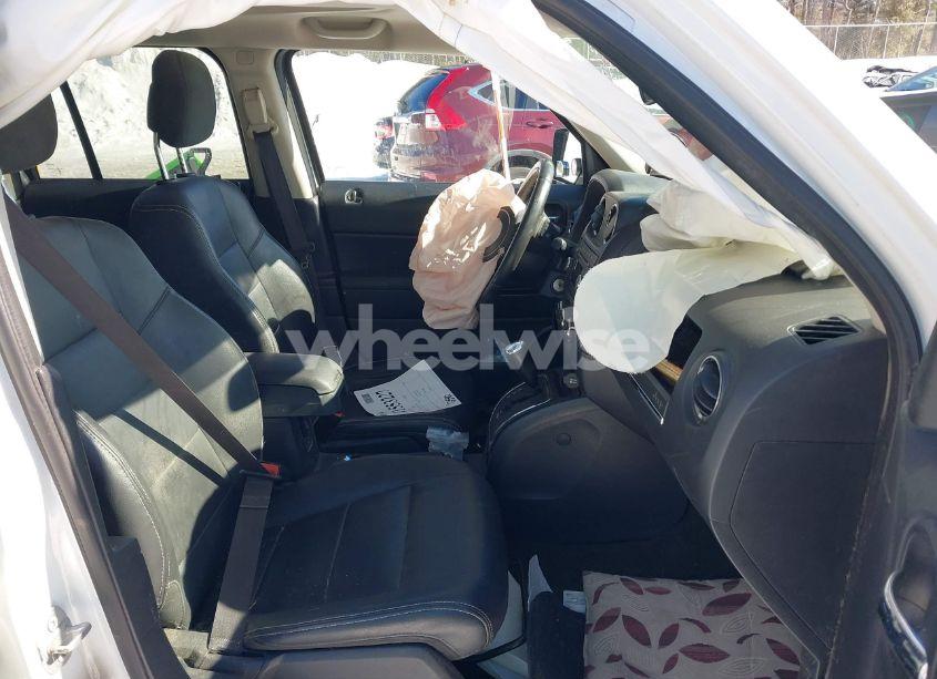 Photo 5 of 2015 Jeep Patriot HIGH ALTITUDE EDITION (VIN 1C4NJRFB5FD417289)