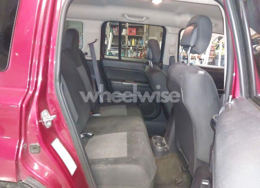 Photo 8 of 2016 Jeep Patriot LATITUDE (VIN 1C4NJRFB5GD685731)