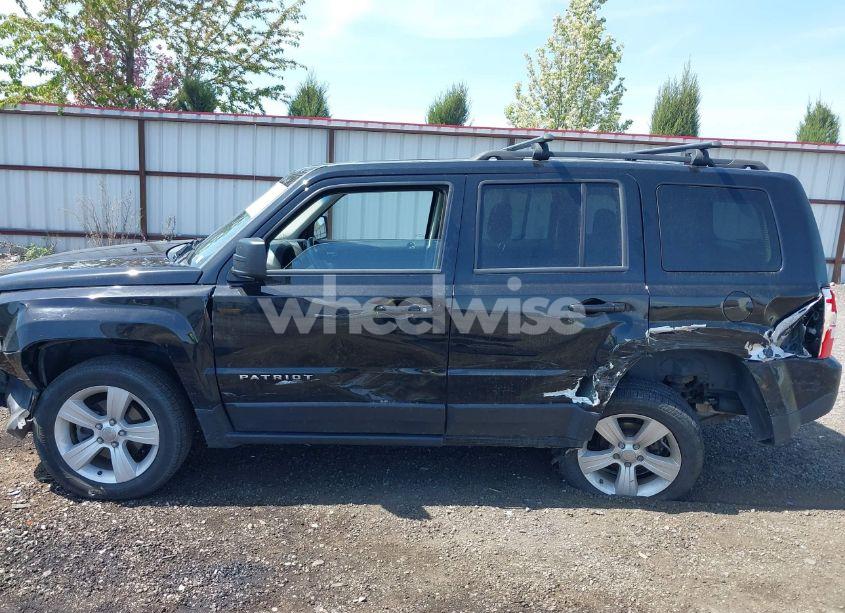 Photo 14 of 2016 Jeep Patriot LATITUDE (VIN 1C4NJRFB5GD718548)