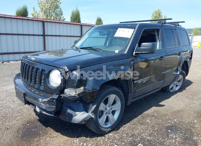 Photo 2 of 2016 Jeep Patriot LATITUDE (VIN 1C4NJRFB5GD718548)
