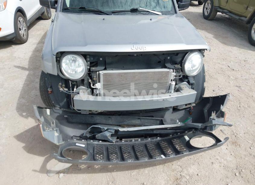 Photo 12 of 2017 Jeep Patriot LATITUDE 4X4 (VIN 1C4NJRFB5HD104813)