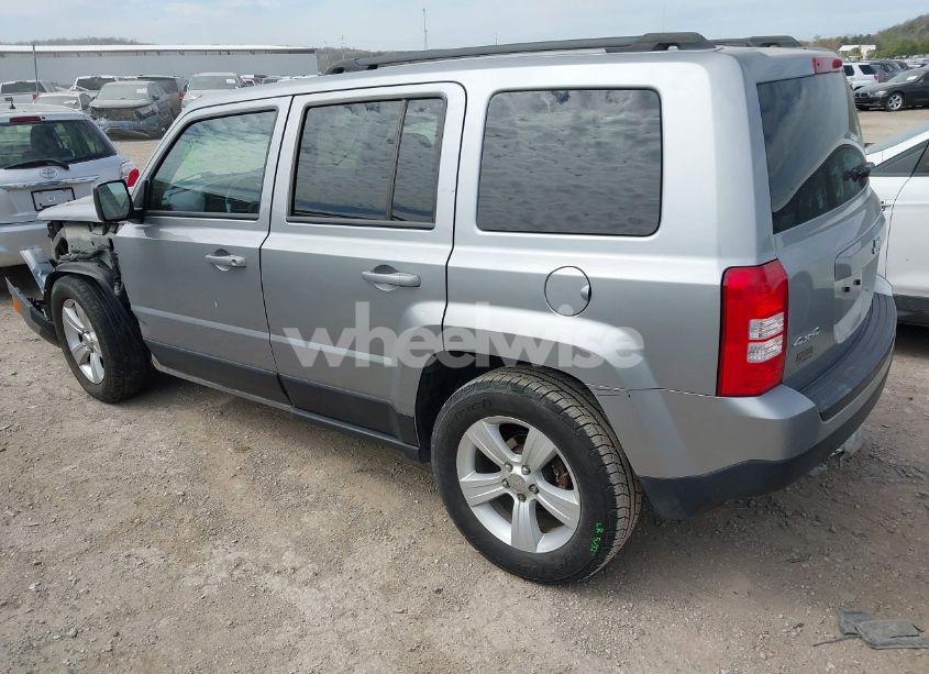 Photo 3 of 2017 Jeep Patriot LATITUDE 4X4 (VIN 1C4NJRFB5HD104813)