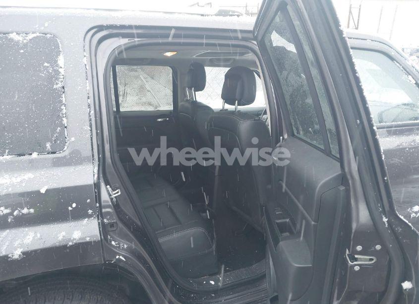 Photo 8 of 2017 Jeep Patriot HIGH ALTITUDE 4X4 (VIN 1C4NJRFB5HD155812)