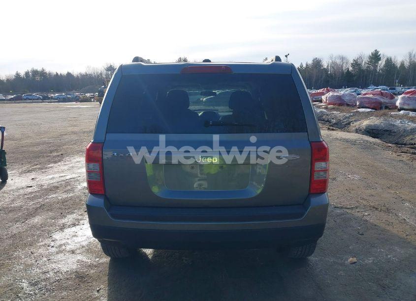 Photo 15 of 2012 Jeep Patriot LATITUDE (VIN 1C4NJRFB6CD541860)