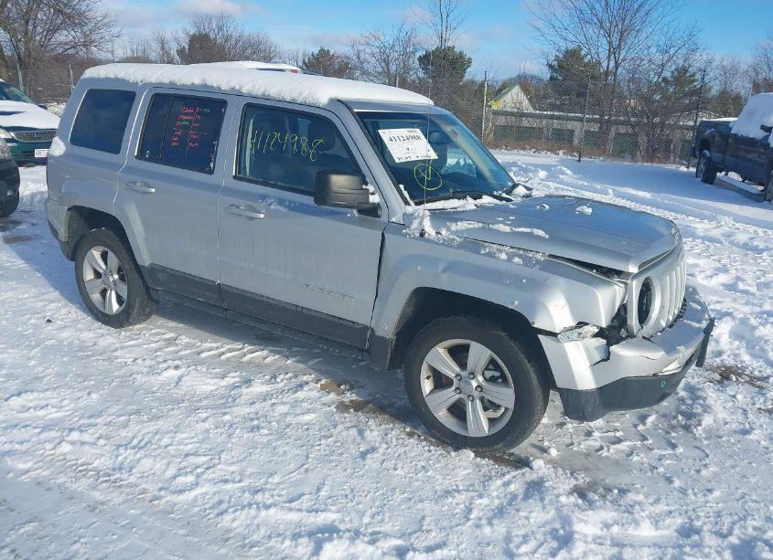 2013 Jeep Patriot LATITUDE (VIN 1C4NJRFB6DD192409) main photo