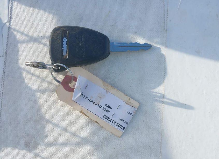 Photo 11 of 2013 Jeep Patriot LATITUDE (VIN 1C4NJRFB6DD192409)