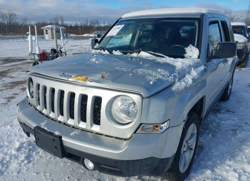 Photo 15 of 2013 Jeep Patriot LATITUDE (VIN 1C4NJRFB6DD192409)