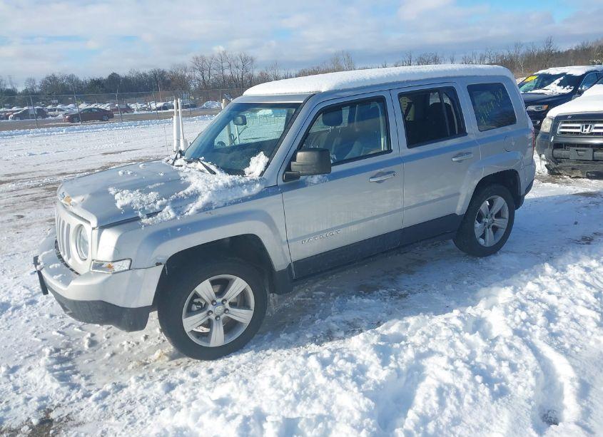 Photo 2 of 2013 Jeep Patriot LATITUDE (VIN 1C4NJRFB6DD192409)