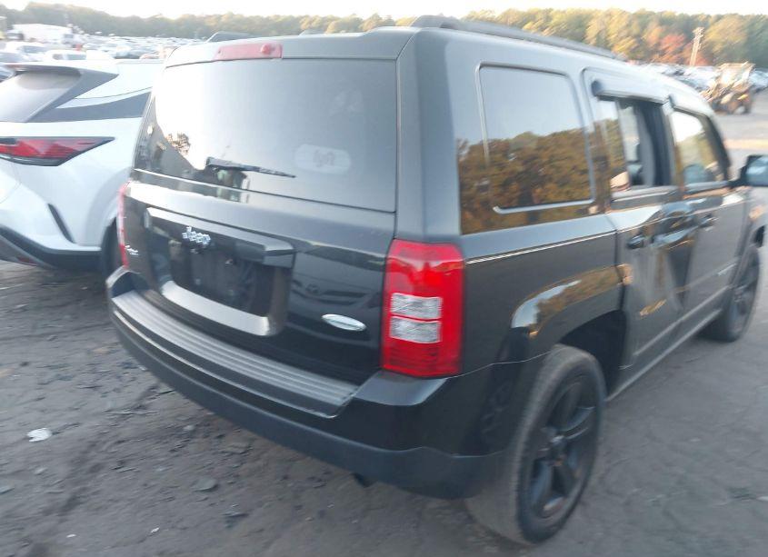 Photo 4 of 2014 Jeep Patriot LATITUDE (VIN 1C4NJRFB6ED501958)