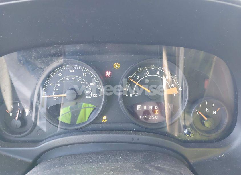 Photo 7 of 2014 Jeep Patriot LATITUDE (VIN 1C4NJRFB6ED626412)