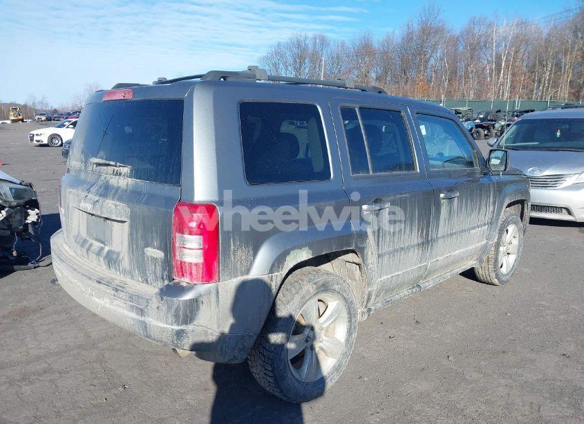 Photo 4 of 2014 Jeep Patriot LATITUDE (VIN 1C4NJRFB6ED630038)