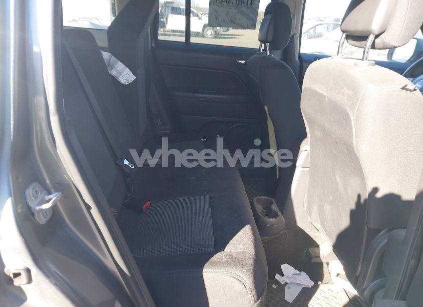 Photo 8 of 2014 Jeep Patriot LATITUDE (VIN 1C4NJRFB6ED630038)