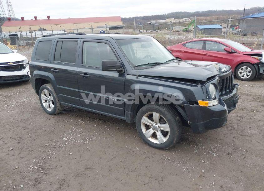 2014 Jeep Patriot LATITUDE (VIN 1C4NJRFB6ED731256) main photo