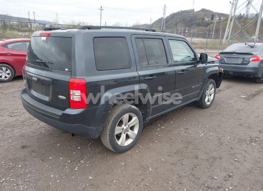 Photo 4 of 2014 Jeep Patriot LATITUDE (VIN 1C4NJRFB6ED731256)