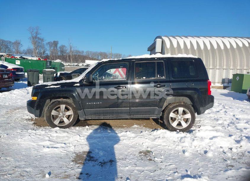 Photo 14 of 2014 Jeep Patriot LATITUDE (VIN 1C4NJRFB6ED788900)