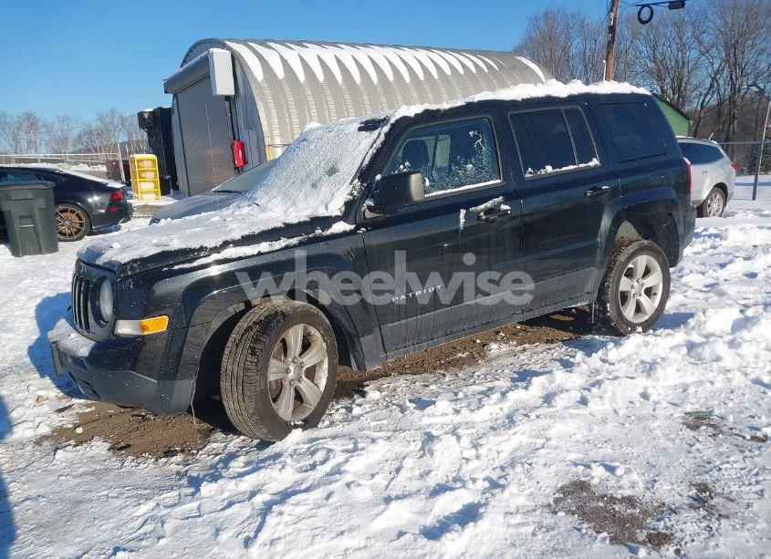 Photo 2 of 2014 Jeep Patriot LATITUDE (VIN 1C4NJRFB6ED788900)